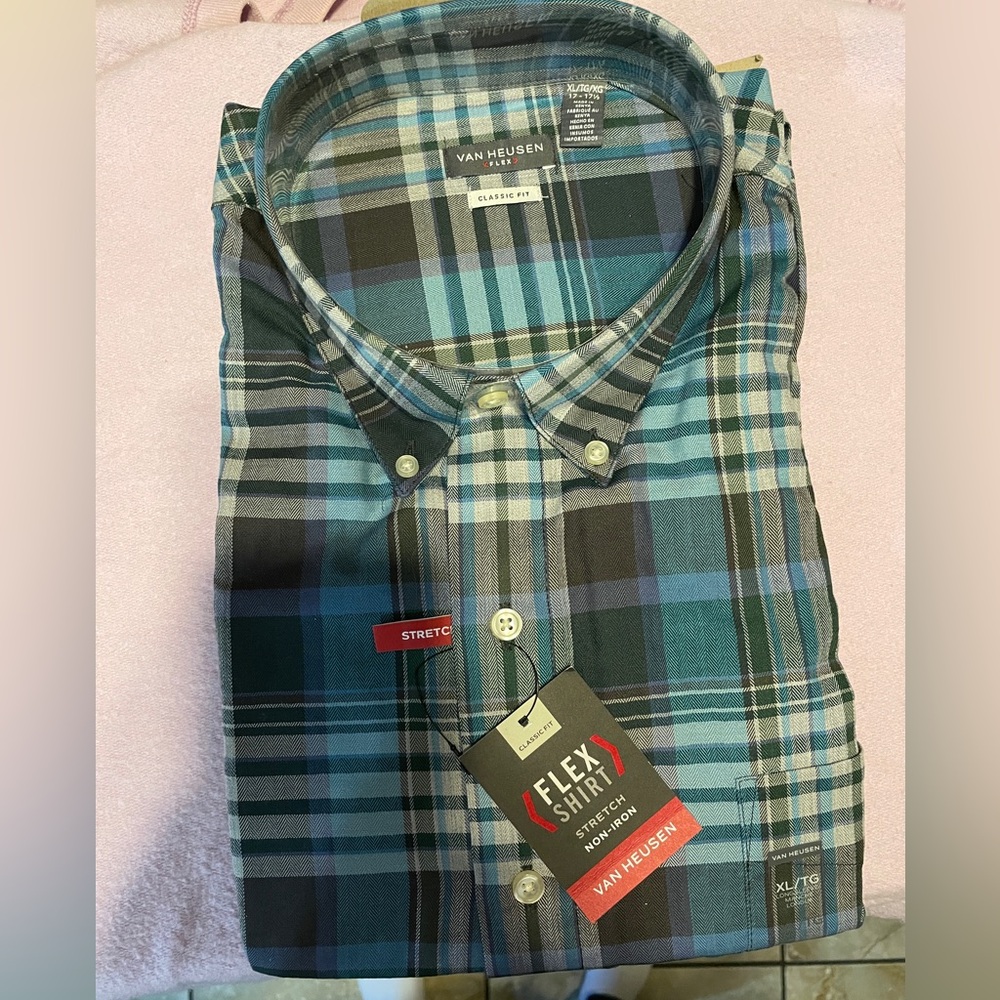 Van Heusen Men's button down Teal and Black Plaid Shirt